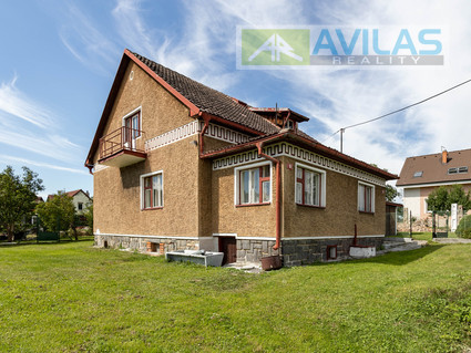 Prodej rodinného domu v obci Vranovská Lhota u Čerčan - Fotka 1