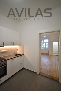 Pronájem bytu 1+1 32 m2, Praha - Smíchov - Fotka 3