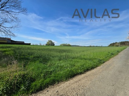 Prodej stavební parcely 1.600 m2 v Chářovicích u Týnce nad Sázavou - Fotka 8
