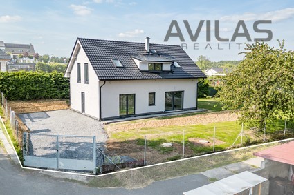 Prodej novostavby rodinného domu 7+kk v Kozmicích - Fotka 30