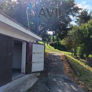 Prodej garáže s vlastním pozemkem v centru Benešova u Prahy – 24 m² - Fotka 4