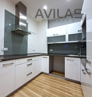 Pronájem bytu 3+kk 68 m2, Neveklov - Fotka 32