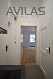 Pronájem bytu 1+kk 32 m2 Praha Smíchov - Fotka 17