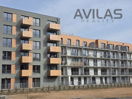 Pronájem bytu 1+kk o rozloze 37,6 m2, balkon 7,2 m2 - Fotka 1