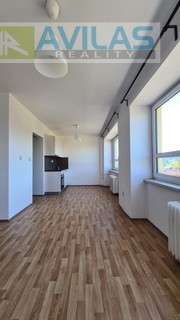 Pronájem 1+kk 35 m2 v Týnci nad Sázavou - Fotka 12