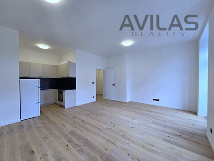 Pronájem novostavby bezbariérového bytu 2+kk 58,7 m2 v centru Benešova - Fotka 15
