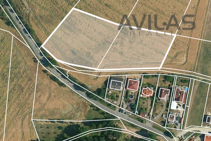 Prodej stavebních pozemků o celkové výměře 7 885 m² v obci Soběhrdy u Benešova - Fotka 5