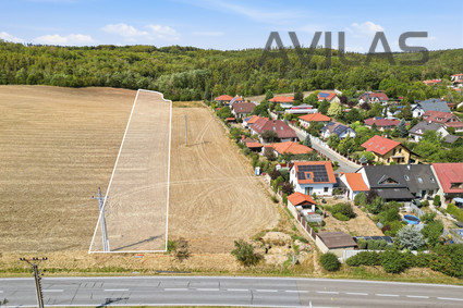 Pozemek 4 169 m² v Babicích u Rosic – bydlení, zahrada a velkorysé zázemí - Fotka 1