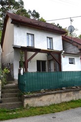 Pronájem domu  v obci Hrusice u Mirošovic