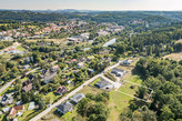 Prodej stavebního pozemku 958 m2 v obci Podělusy - městská část Týnce nad Sázavou
