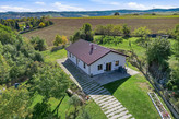 Prodej domu 5+kk, v obci Kaliště, okres Praha - východ
