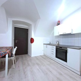 Pronájem bytu 2+kk 44 m2 v centru Benešova.